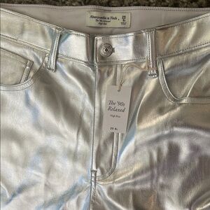 Abercrombie & Fitch Shimmering Silver the 90s relaxed High-Rise Pants